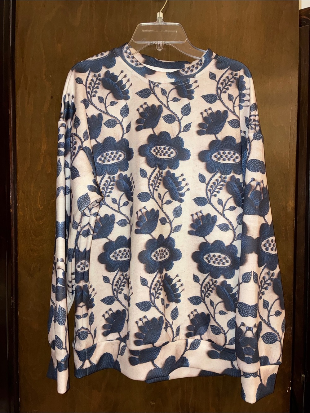 Blue Floral Crewneck Pull over